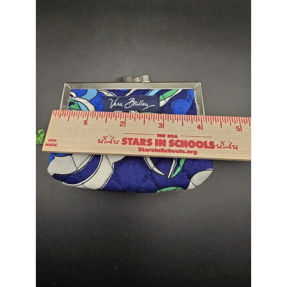 VERA BRADLEY MEDITERRANEAN BLUE KISSLOCK COIN PURSE - LIMITED EDITION - Picture 8 of 9